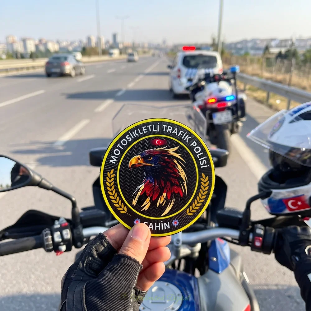 MOTOSİKLETLİ TRAFİK POLİSİ